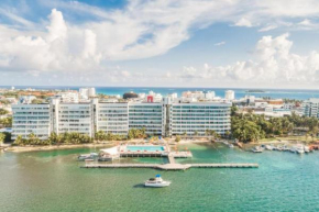 Hermoso Apartamento Vacacional con Vista al Mar en Sun Rise